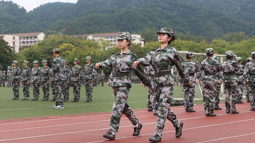 三沙管制叛逆期学生的学校品牌测评