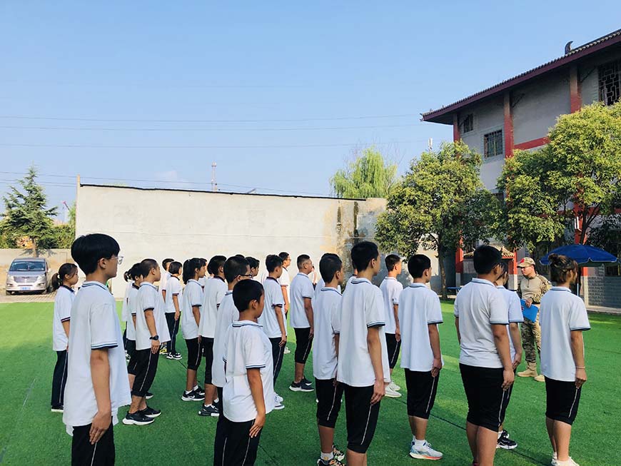 叛逆期全封闭式学校