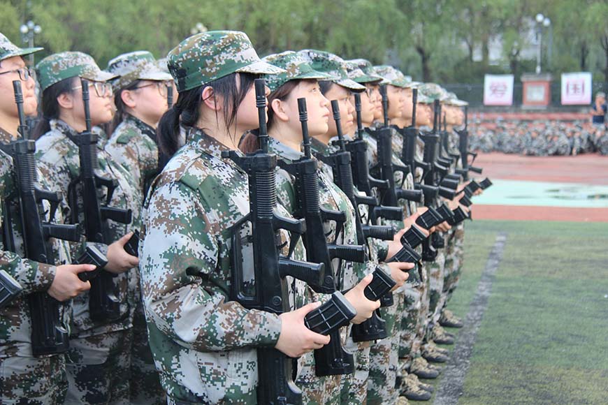 封闭式正规叛逆教育学校