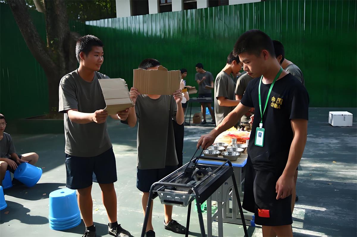 郑州厌学叛逆特训教育学校(图1)