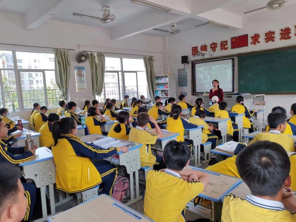 鹤岗戒网瘾全封闭学校靠谱吗(图1)